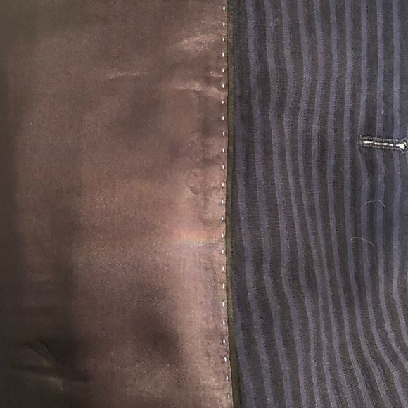 Jones New York Classic Pinstripe Blazer, Wool/Cotton Blend,‎ NWOT Size 42R - Picture 8 of 9